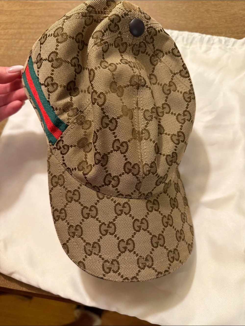 Gucci Brown GG Supreme Canvas Cap with Green-Red Web